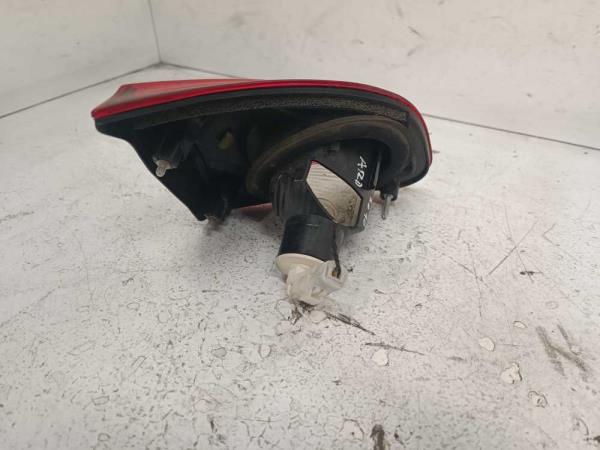 FEU ARRIERE DROIT NISSAN - Vue 2